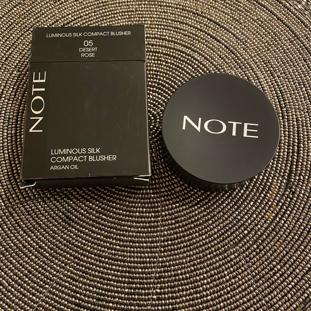 NOTE - Luminous Silk Compact Blush
